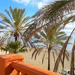 Apartment El Estudio De La Playa In Benalbeach
