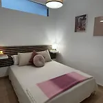 Apartment El Estudio De La Playa In Benalbeach *